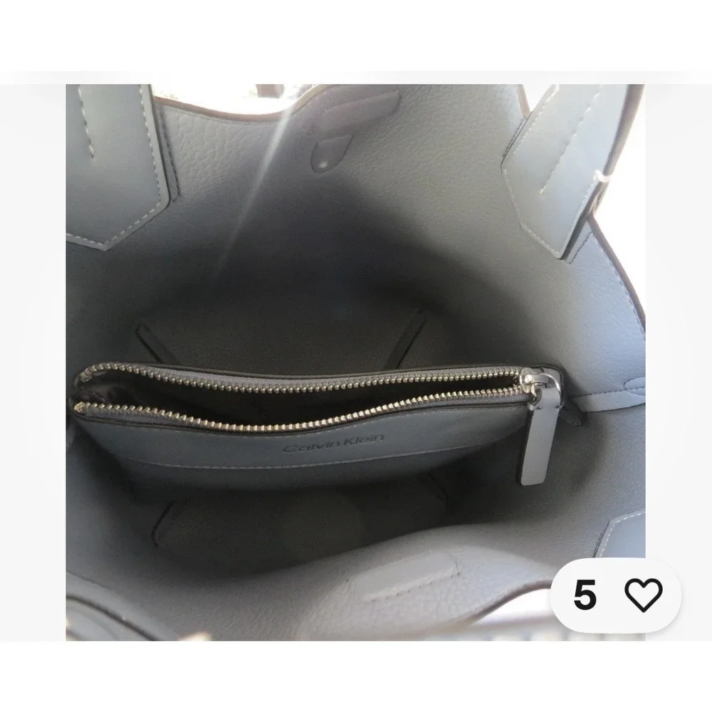 Calvin Klein Remy Crossbody‎ Bag New with tag